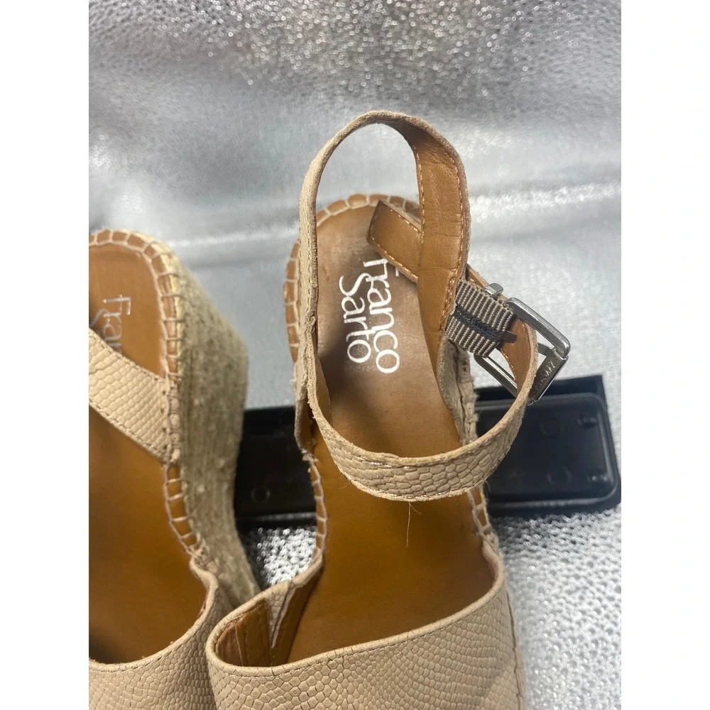 Franco Sarto Womens Clemens Espadrille Wedge Sandals Beige Snake Embossed size 8